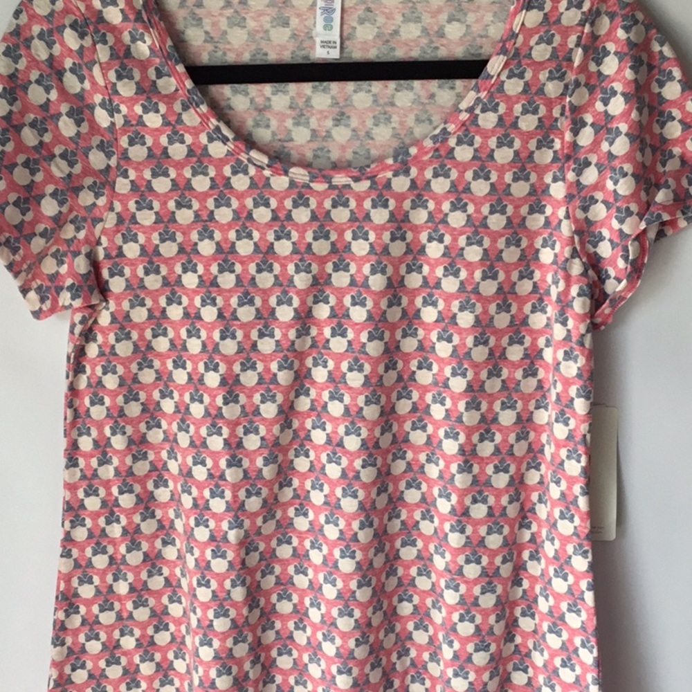 LuLaRoe Classic T